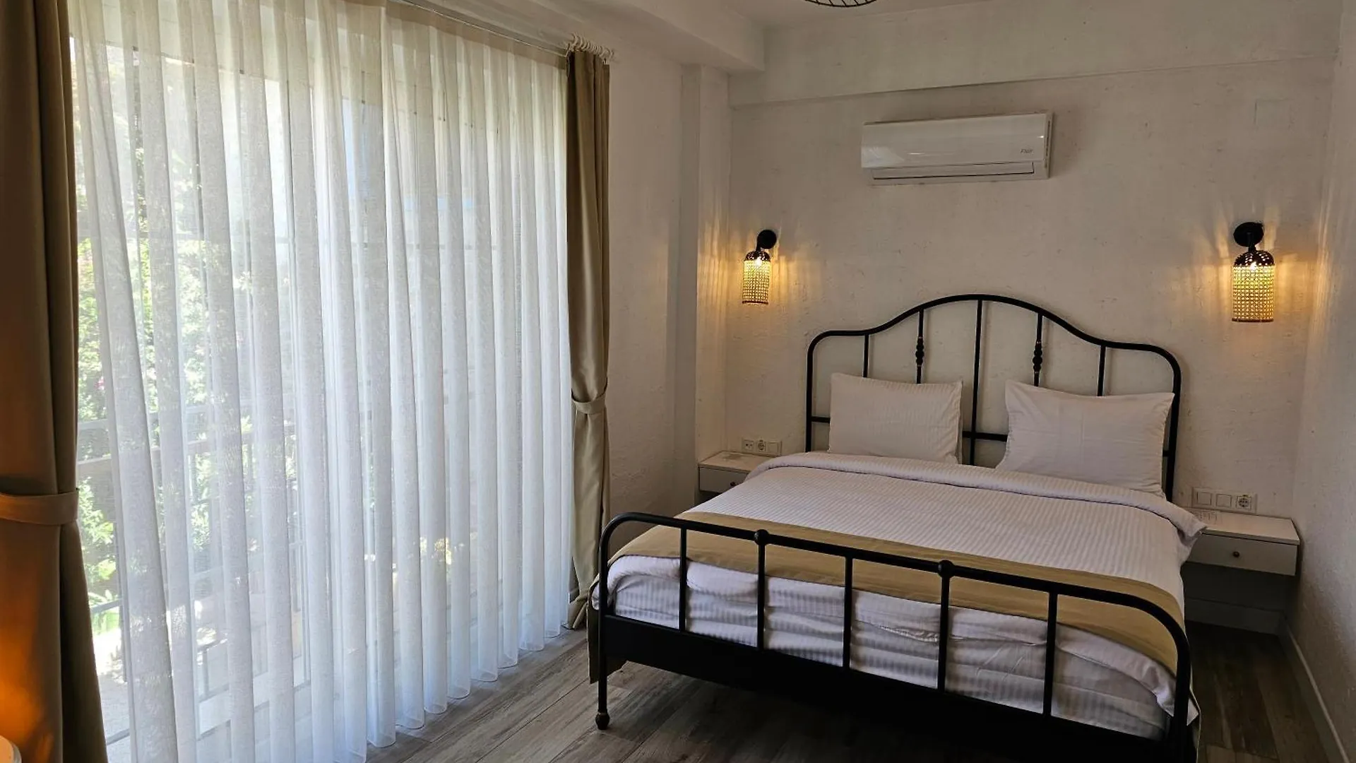 Hotel Kugu Urla Türkei