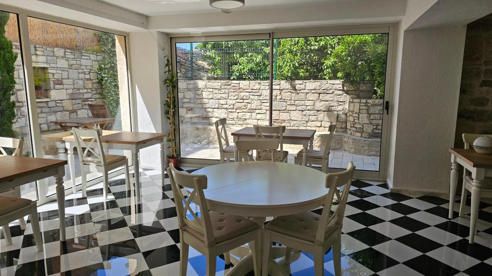 Hotel Kugu Urla