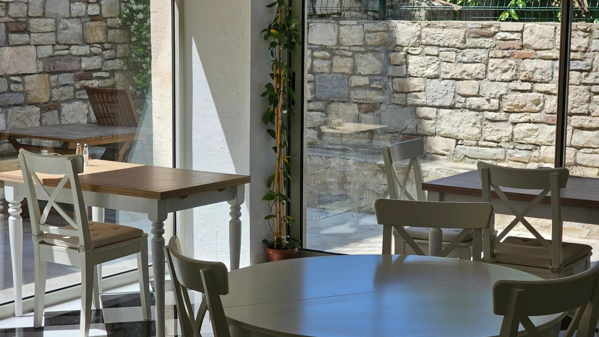 Hotel Kugu Urla